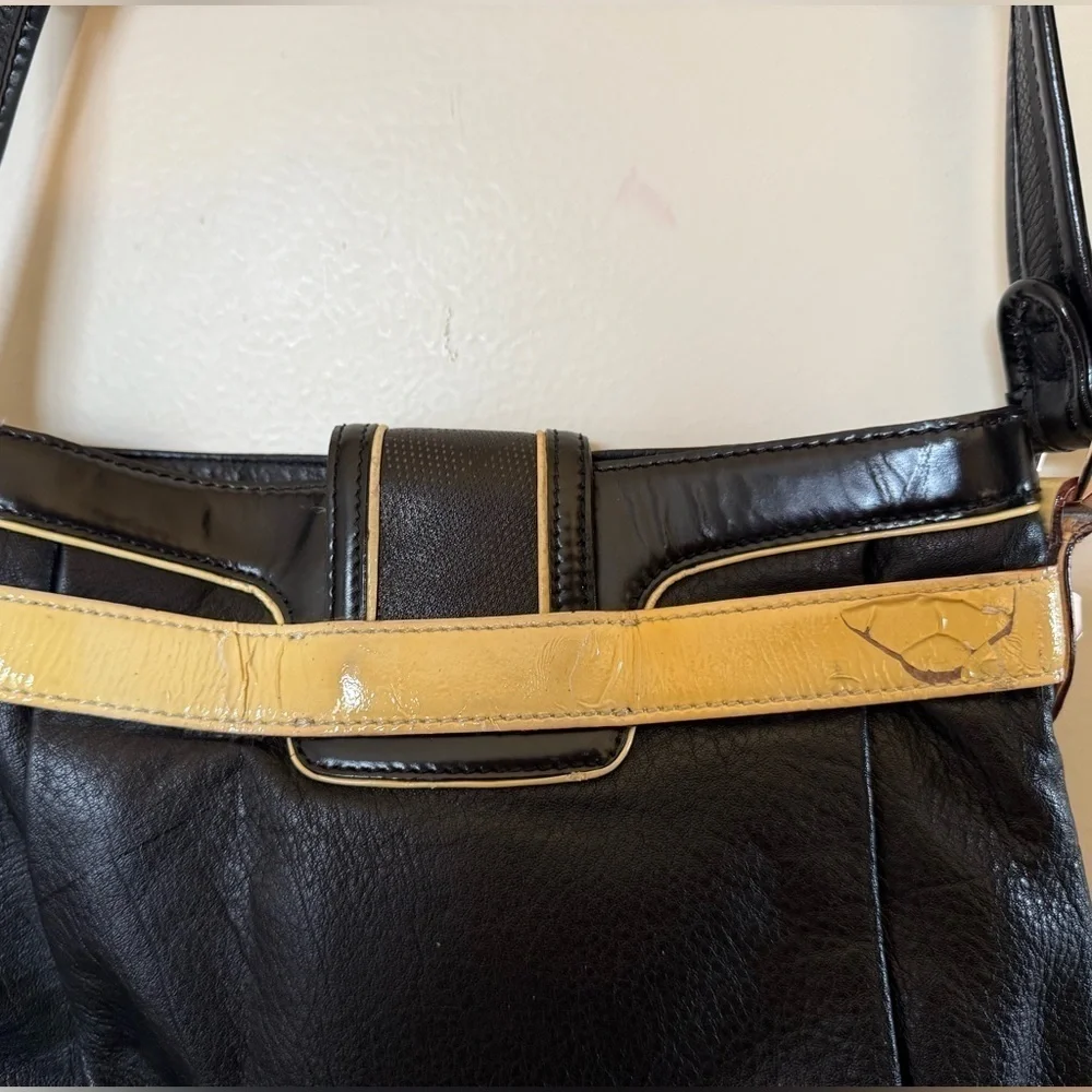 Rare L.A.M.B. by Gwen Stefani Leather Crossbody Purse